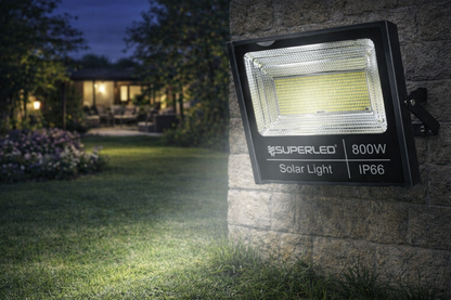 REFLECTOR LED SOLAR 600W